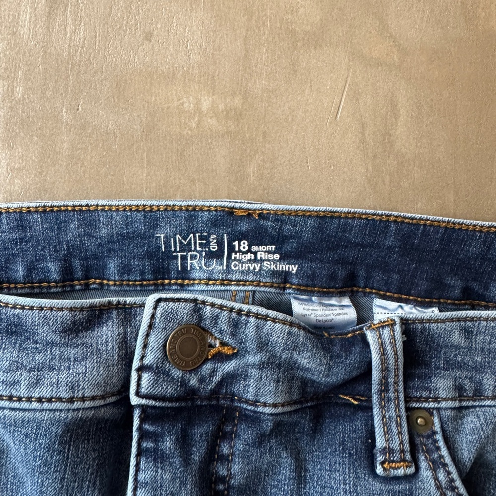 Time and Tru High-Rise Curvy Skinny Jeans in Light-Medium Blue Wash